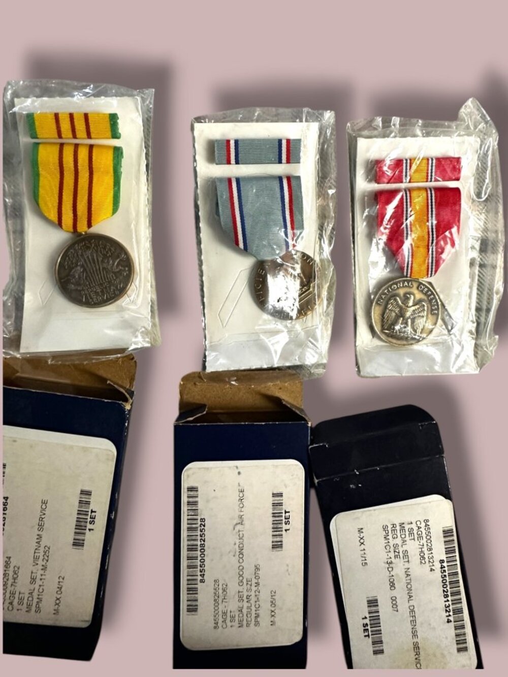 Medal Set Vietnam Service Good Conduct Air Force & National Defense Service - Re